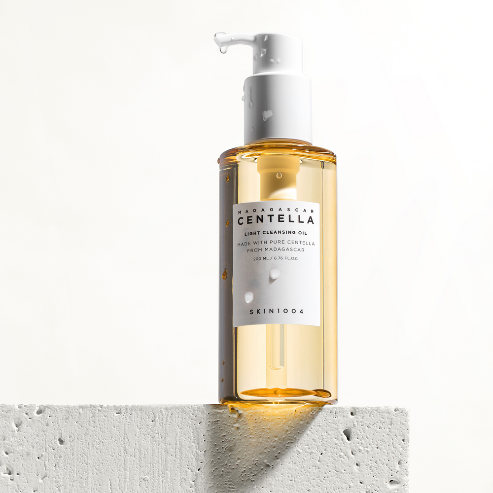 Madagascar Centella Light Cleansing Oil